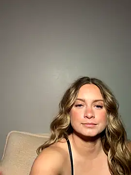 Sophie Raegan online show from November 2025 07:52:02 AM