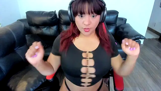 Snapshot of sofialove__ chatting on January 2025 01:05:02 AM sofialove online show from January 2025 01:05:02 AM