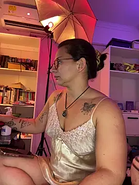 Amarantha 666 online show from February 2026 09:53:02 PM