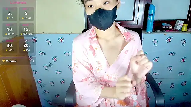 Snapshot of __Saphia__ chatting on November 2025 03:58:02 PM Saphia online show from November 2025 03:58:02 PM