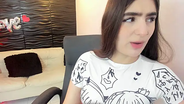 Snapshot of sofia_44 chatting on October 2025 12:59:01 PM sofia 44 online show from October 2025 12:59:01 PM