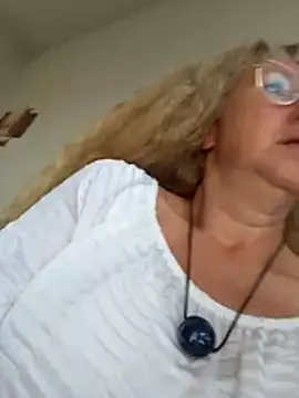 MILEIDE980 online show from February 2026 11:33:01 AM