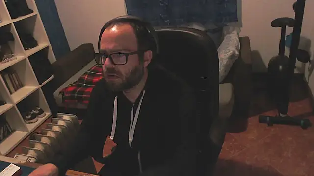 ravingr4d4 online show from February 2025 08:33:02 PM
