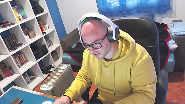 ravingr4d4 online show from December 2025 10:55:01 AM