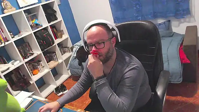 ravingr4d4 online show from February 2026 12:17:02 AM