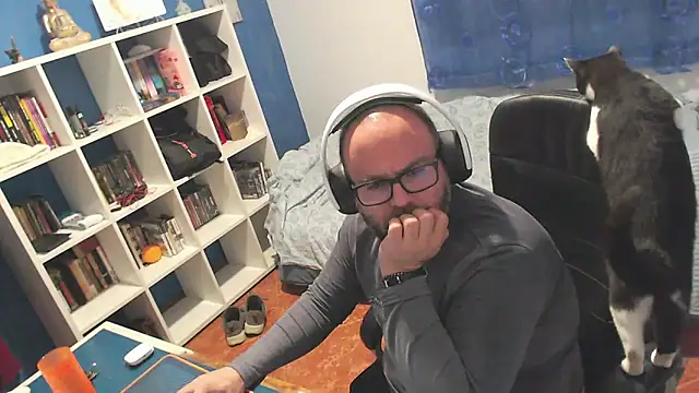 ravingr4d4 online show from February 2026 12:09:02 AM