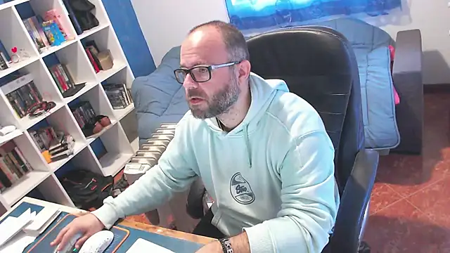 ravingr4d4 online show from March 2026 09:10:01 AM