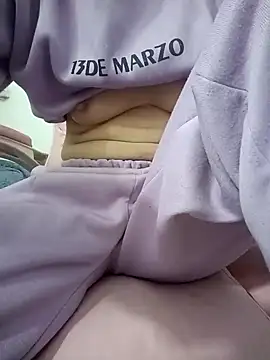 Snapshot of SweetGirl2k2 chatting on January 2025 11:27:02 PM SweetGirl2k2 online show from January 2025 11:27:02 PM