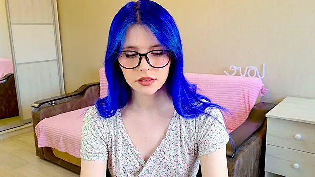 Snapshot of Alisa_Black_Star chatting on December 2024 10:56:01 AM Alisa Black Star online show from December 2024 10:56:01 AM