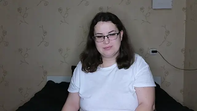 Snapshot of VladaCandy chatting on January 2025 10:54:01 PM VladaCandy online show from January 2025 10:54:01 PM