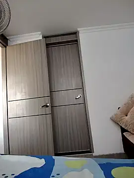 Snapshot of Karol_and_David_hotcouple chatting on February 2025 09:28:01 PM Karol and David hotcouple online show from February 2025 09:28:01 PM