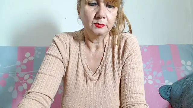 Andra Love online show from December 2025 07:19:02 PM