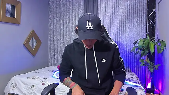 Edwars 03 online show from March 2025 12:20:01 PM