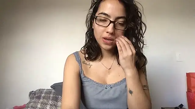 Snapshot of Sophi__a chatting on July 2026 06:16:02 PM Sophi a online show from July 2026 06:16:02 PM