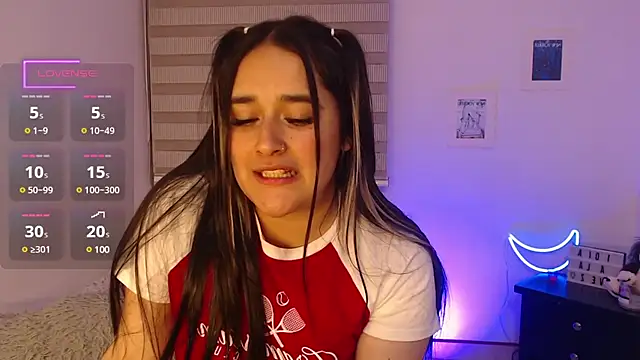 Snapshot of Megan_FE chatting on December 2024 04:56:02 AM Megan FE online show from December 2024 04:56:02 AM