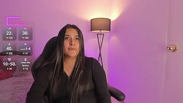 Snapshot of Megan_FE chatting on January 2025 11:27:01 PM Megan FE online show from January 2025 11:27:01 PM