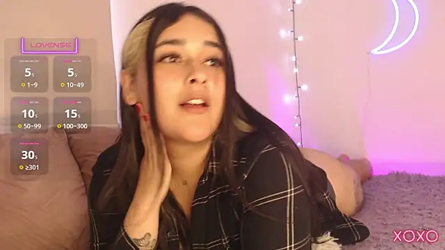 Snapshot of Megan_FE chatting on February 2025 01:51:02 PM Megan FE online show from February 2025 01:51:02 PM