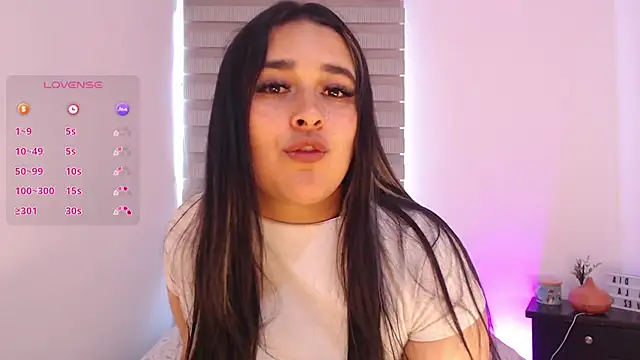 Snapshot of Megan_FE chatting on March 2025 06:14:01 PM Megan FE online show from March 2025 06:14:01 PM