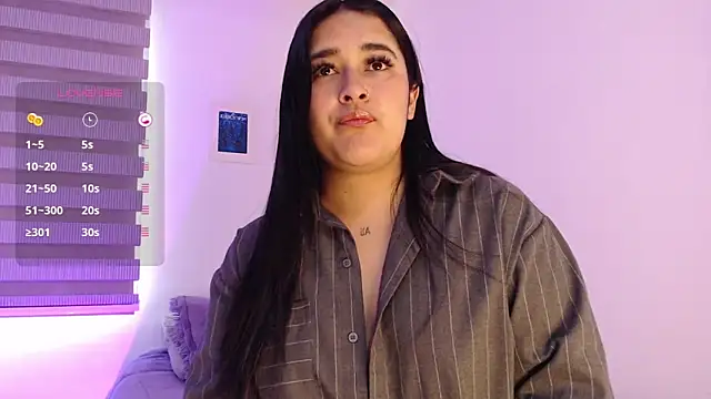 Snapshot of Megan_FE chatting on October 2025 03:31:02 PM Megan FE online show from October 2025 03:31:02 PM