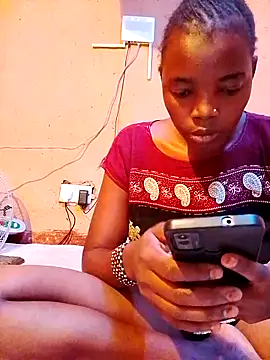 cute naimah online show from February 2026 06:06:01 AM