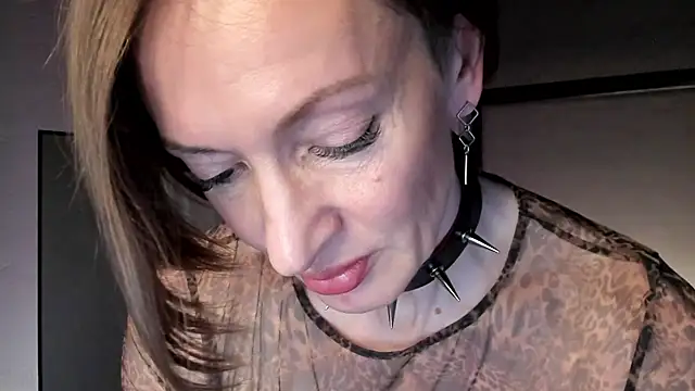 Snapshot of Dorothy_Meyer chatting on January 2025 08:31:02 PM Dorothy Meyer online show from January 2025 08:31:02 PM
