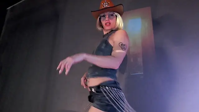 Snapshot of Dorothy_Meyer chatting on February 2025 08:56:01 PM Dorothy Meyer online show from February 2025 08:56:01 PM