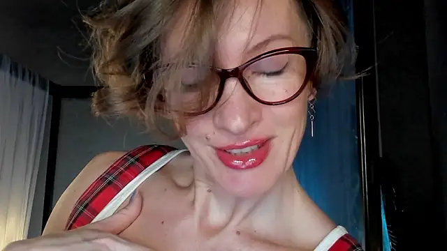 Snapshot of Dorothy_Meyer chatting on February 2025 08:44:02 PM Dorothy Meyer online show from February 2025 08:44:02 PM