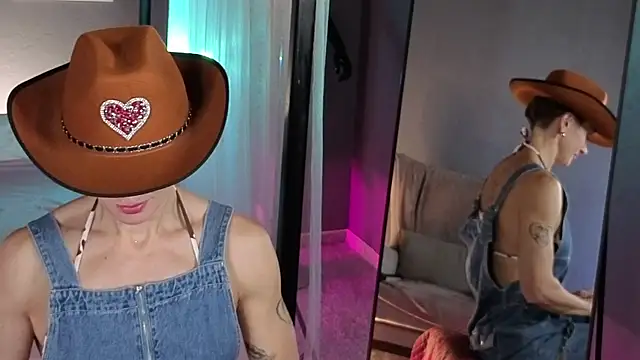 Snapshot of Dorothy_Meyer chatting on October 2025 04:29:01 AM Dorothy Meyer online show from October 2025 04:29:01 AM