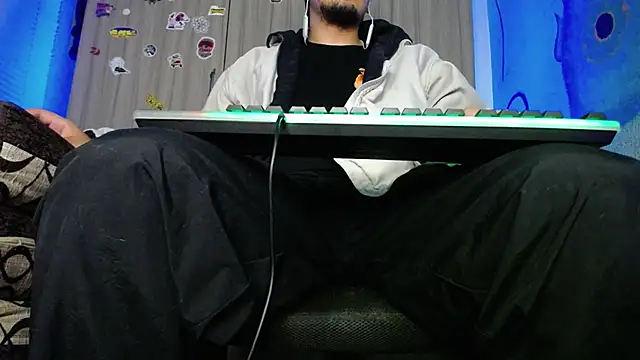 zacwatson  online show from February 2025 05:09:01 AM