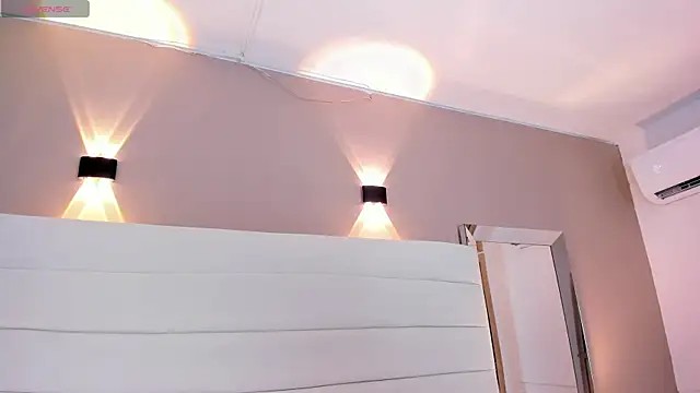 Lilly 2809  online show from February 2026 04:19:02 AM