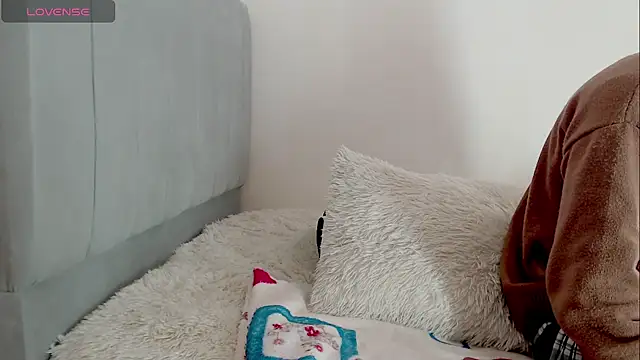 juan stiven online show from February 2026 01:15:02 PM