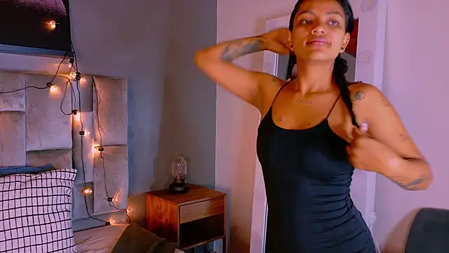 rachellmartinez online show from October 2025 11:43:02 AM