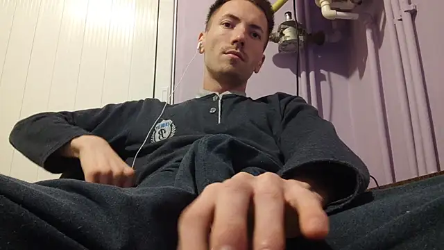  Hocthus  online show from January 2025 06:15:01 PM