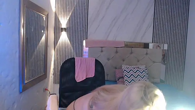 ashley  tylor online show from March 2026 02:26:01 AM