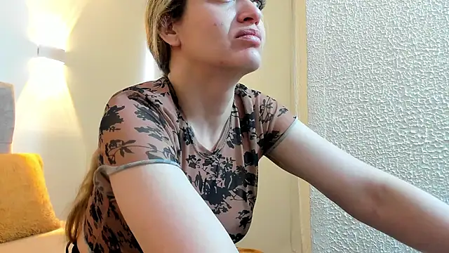 Carolina hernandez22 online show from March 2026 12:23:01 PM