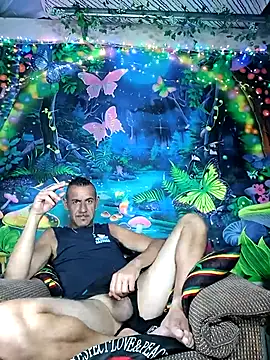 Snapshot of Bbboy42 chatting on February 2025 11:04:02 PM Bbboy42 online show from February 2025 11:04:02 PM