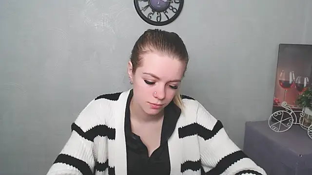 AliceFlirtt  online show from March 2025 02:45:01 PM