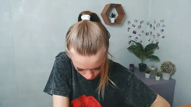 AliceFlirtt  online show from September 2025 09:53:02 AM