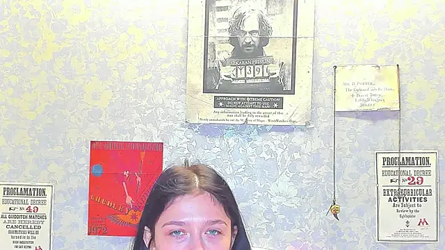 Snapshot of Vanessa_Florence chatting on December 2024 01:14:01 AM Vanessa Florence online show from December 2024 01:14:01 AM