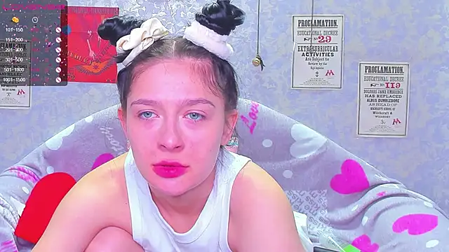 Snapshot of Vanessa_Florence chatting on December 2024 01:05:01 AM Vanessa Florence online show from December 2024 01:05:01 AM