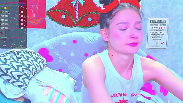 Snapshot of Vanessa_Florence chatting on January 2025 12:51:02 AM Vanessa Florence online show from January 2025 12:51:02 AM