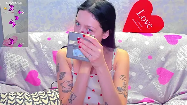 Snapshot of Vanessa_Florence chatting on November 2025 01:51:02 AM Vanessa Florence online show from November 2025 01:51:02 AM