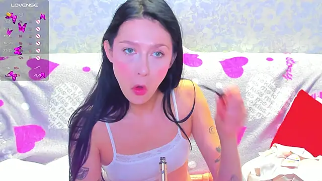 Snapshot of Vanessa_Florence chatting on November 2025 01:40:02 AM Vanessa Florence online show from November 2025 01:40:02 AM