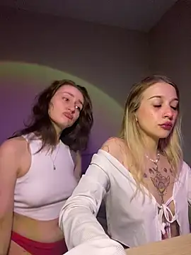 Snapshot of Dooubletroublee chatting on March 2025 12:49:01 AM Dooubletroublee online show from March 2025 12:49:01 AM