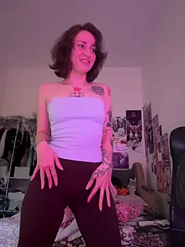 Dooubletroublee online show from May 2026 03:33:02 AM