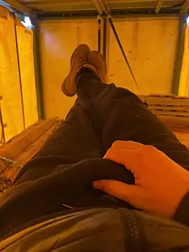 Snapshot of cussy007 chatting on February 2025 01:19:02 PM cussy007 online show from February 2025 01:19:02 PM