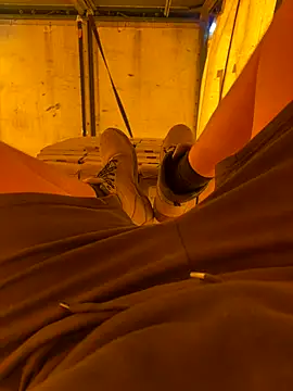 Snapshot of cussy007 chatting on September 2025 12:20:01 PM cussy007 online show from September 2025 12:20:01 PM