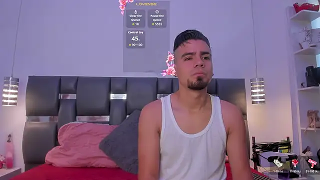 PittAndLunaa online show from February 2026 12:35:01 PM