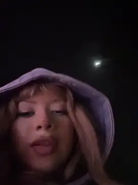 Snapshot of jackelinuh chatting on February 2026 10:42:01 PM jackelinuh online show from February 2026 10:42:01 PM