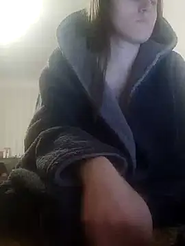 emeli moon online show from December 2024 09:42:02 PM